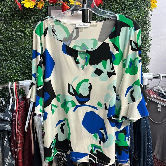 Tops - Calvin Klein dressy top